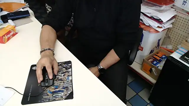 Snapshot of CpLauraMauro chatting on 04/04/26, 01:30 CpLauraMauro online show from 04/04/26, 01:30