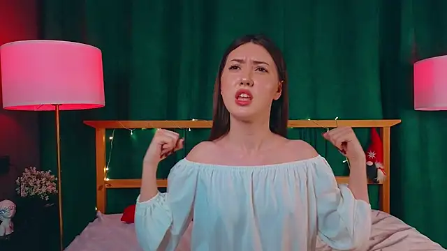 Snapshot of AliceZimmer chatting on 02/16/26, 07:32 AliceZimmer online show from 02/16/26, 07:32