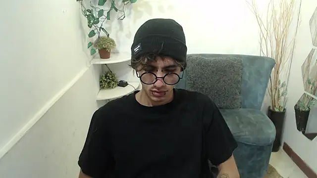 AaronBeer  online show from 02/26/26, 11:42