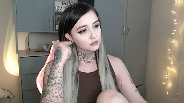 Rin Tozier online show from 02/14/26, 11:45