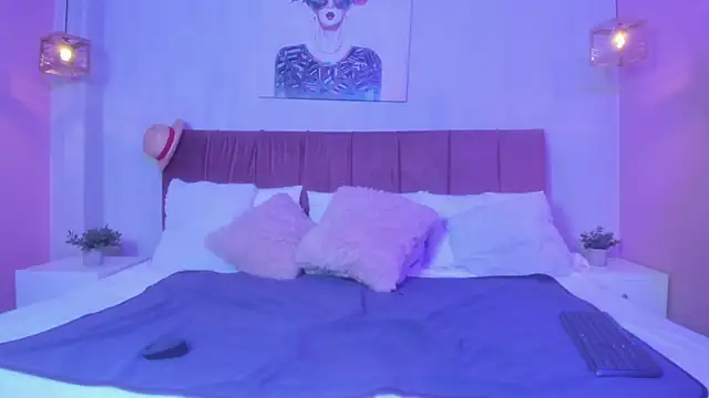 emma wilder  online show from 05/14/26, 07:20