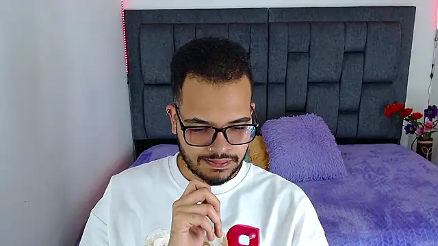 J black  online show from 02/10/26, 09:52