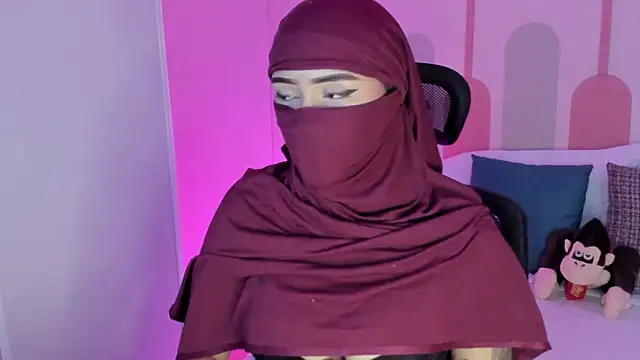 Snapshot of Aisha_Haddad chatting on 02/11/26, 03:50 Aisha Haddad online show from 02/11/26, 03:50