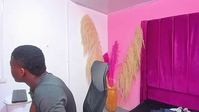 pipeking020 online show from 04/03/26, 01:58