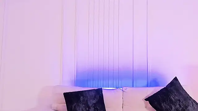 Kendra-Rousee online show from 04/08/26, 07:47