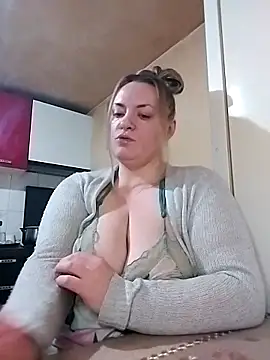 HotStepmommy4 online show from 03/12/26, 10:49