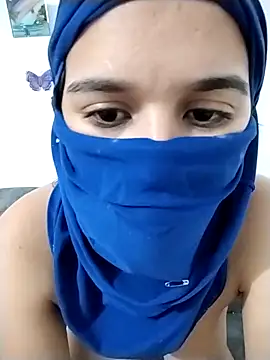 Snapshot of sarah_Dau chatting on 03/04/26, 06:08 sarah Dau online show from 03/04/26, 06:08