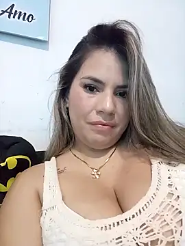 Snapshot of Jhoa_Phone chatting on 02/18/26, 01:40 Jhoa Phone online show from 02/18/26, 01:40