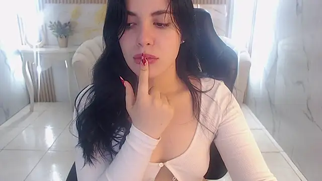 caroline 1s online show from 03/04/26, 08:42