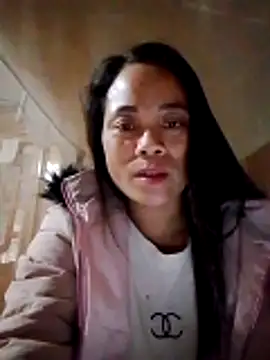 molly-xx online show from 04/29/26, 10:41