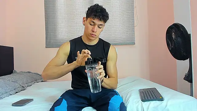 Muscle  Myke online show from 02/24/26, 12:36