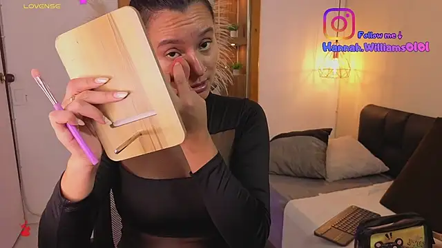 Hanna Williams   online show from 02/27/26, 03:06