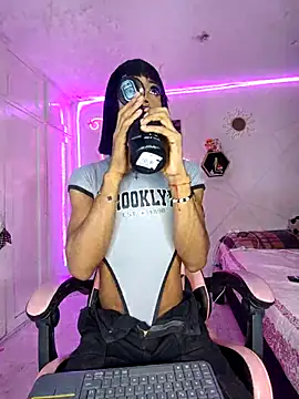 Violeta R  online show from 03/23/26, 05:44