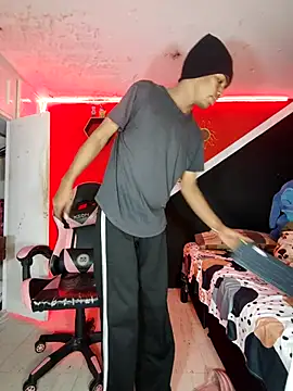 Violeta R  online show from 04/17/26, 04:15