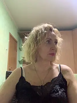 Snapshot of VeltaMur975 chatting on 03/04/26, 07:42 VeltaMur975 online show from 03/04/26, 07:42