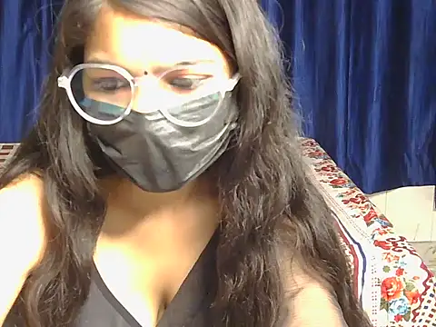 its-sarika01 online show from 05/16/26, 06:43