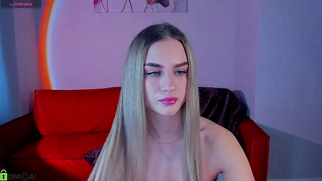 Snapshot of Silen_Tori chatting on 02/23/26, 02:20 Silen Tori online show from 02/23/26, 02:20