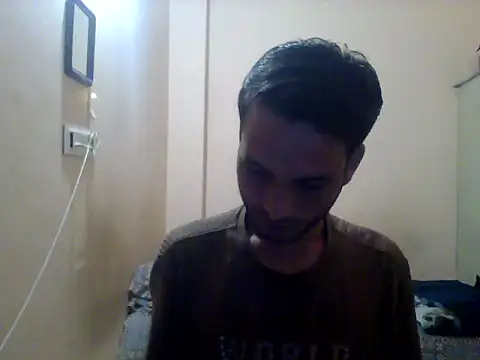 Snapshot of Beinghorny83 chatting on 02/22/26, 06:02 Beinghorny83 online show from 02/22/26, 06:02