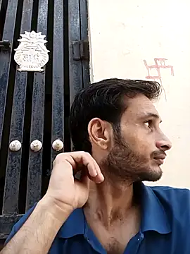 Beinghorny83 online show from 04/05/26, 03:58