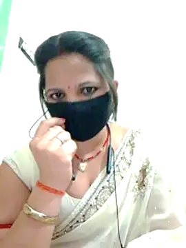 Snapshot of karishma_Bhabhi chatting on 02/18/26, 04:25 karishma Bhabhi online show from 02/18/26, 04:25