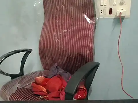 Rathi-priyaa online show from 03/27/26, 08:37