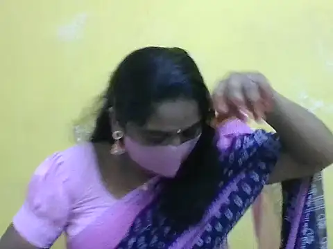 anu-reddyy online show from 03/28/26, 04:12