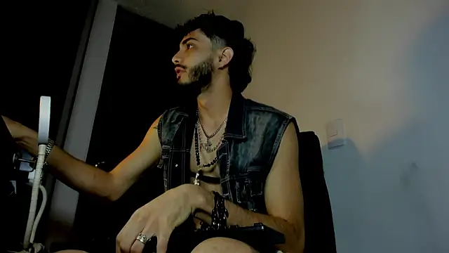 LovexJuxn8 online show from 02/24/26, 07:12