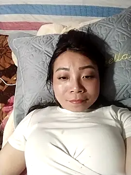 Snapshot of cute-shine chatting on 02/15/26, 12:36 cute-shine online show from 02/15/26, 12:36