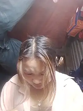 Snapshot of bany-lee chatting on 02/21/26, 01:17 bany-lee online show from 02/21/26, 01:17