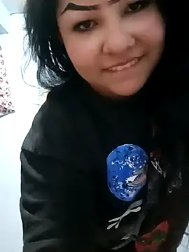 Snapshot of MadelynSmit_ chatting on 02/20/26, 12:07 MadelynSmit online show from 02/20/26, 12:07