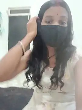 Desi Couple P online show from 07/11/26, 01:14
