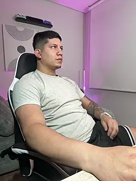  robertobaggioo online show from 03/28/26, 12:27