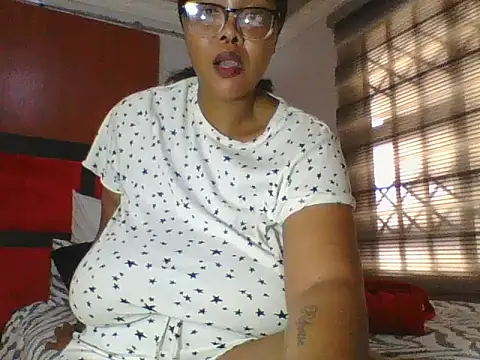 Snapshot of ShantelBootyBoobs chatting on 02/23/26, 10:23 ShantelBootyBoobs online show from 02/23/26, 10:23