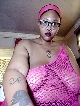 ShantelBootyBoobs online show from 05/06/26, 05:46