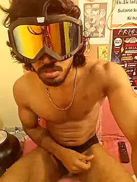 Yk physique online show from 04/17/26, 04:10