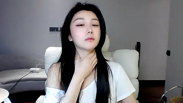 MedeLineayr online show from 04/09/26, 01:27