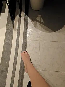 Ginevra01 online show from 02/19/26, 12:06