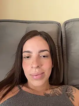 Snapshot of Larinhap chatting on 02/13/26, 05:42 Larinhap online show from 02/13/26, 05:42