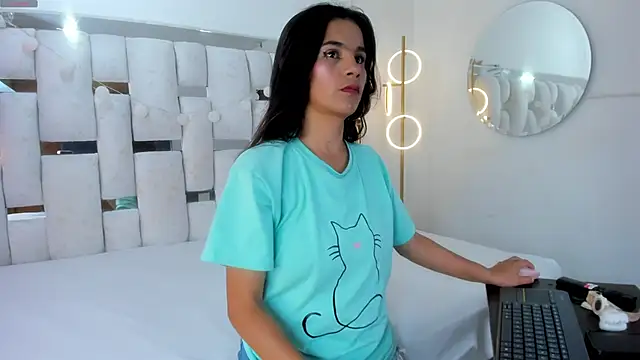 Emmy lollipop online show from 03/01/26, 06:54