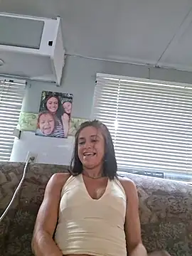 Lovemekd online show from 08/02/26, 09:24
