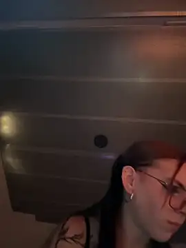 Milli-Kiss online show from 03/05/26, 06:04