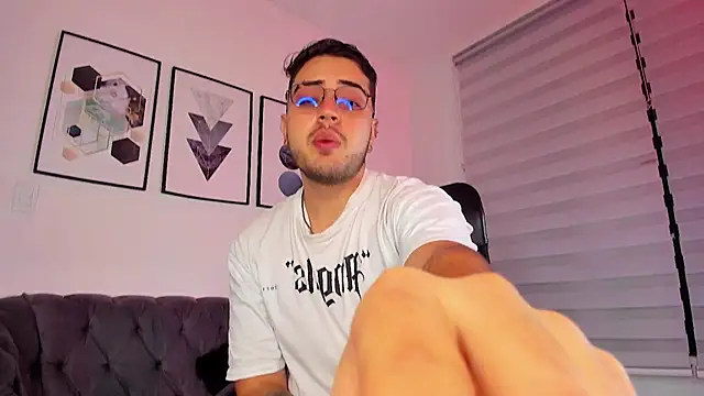 ethan grace online show from 02/24/26, 12:14