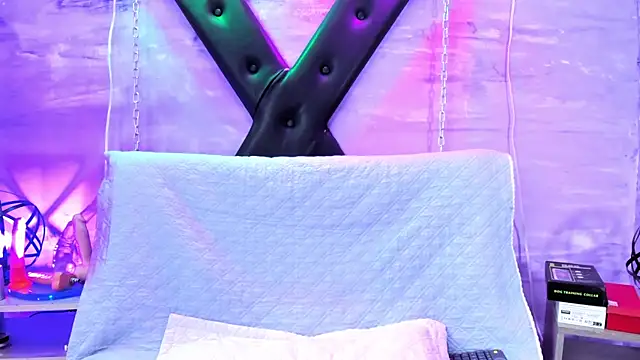 gaiia uwu online show from 04/27/26, 02:04