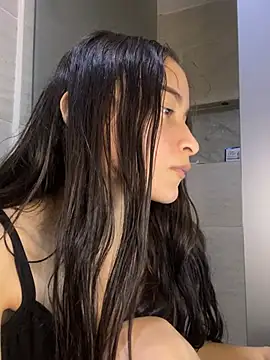 Snapshot of candy_deluxe chatting on 03/03/26, 02:28 candy deluxe online show from 03/03/26, 02:28