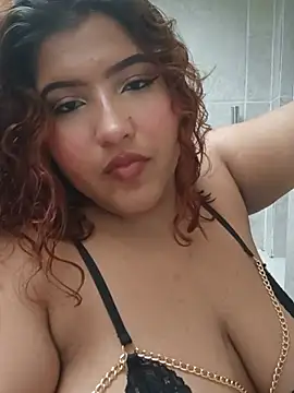 VanessaLanz online show from 05/17/26, 01:29