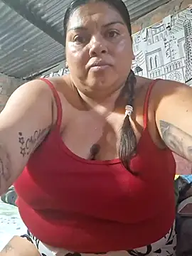 Juli Powl online show from 04/11/26, 12:04