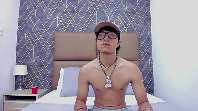 Escanor Hot online show from 02/25/26, 07:45