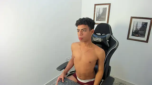 alexx cum18 online show from 07/07/26, 08:29