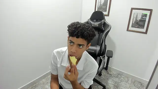 alexx cum18 online show from 07/09/26, 12:53
