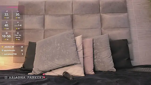 ariana  parker online show from 04/11/26, 07:45